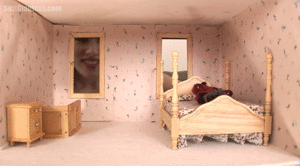 www.gtszone.com - SuziGiantess  379  Suzi thumbnail