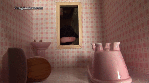 www.gtszone.com - SuziGiantess  424  Suzi thumbnail