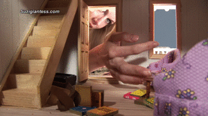 www.gtszone.com - SuziGiantess  425  Suzi thumbnail