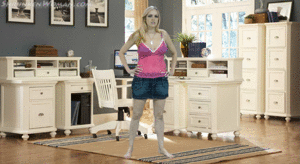 www.gtszone.com - SuziGiantess  630  Suzi thumbnail