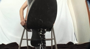 www.gtszone.com - SuziGiantess  755  Suzi thumbnail